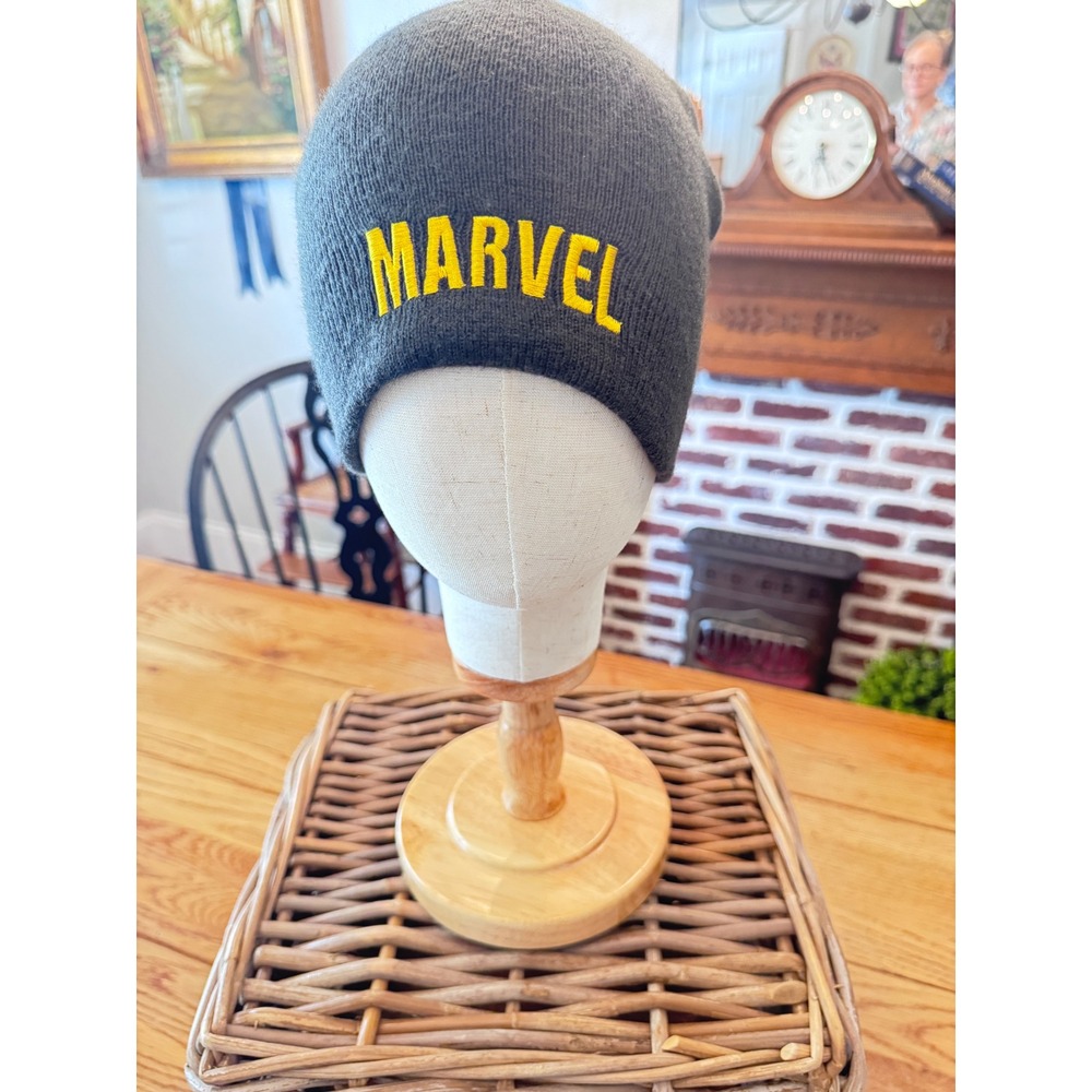 Marvel Kids Charcoal Gray Yellow Embroidered Logo Knit Beanie Hat One Size